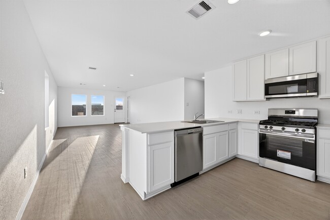 Building Photo - 5906 Havana Mist Dr