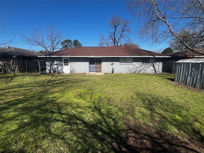 Building Photo - 1471 Cool Spring Dr