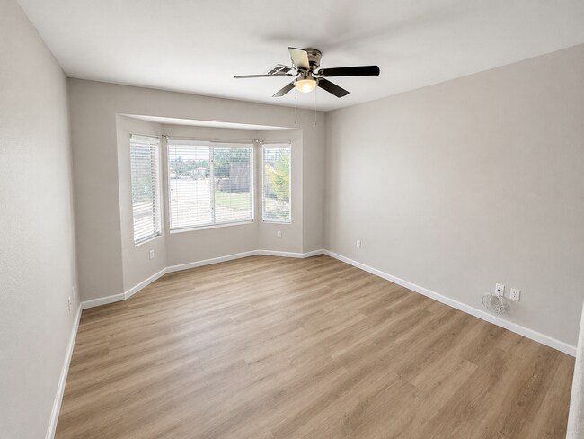 Building Photo - 2842 Freedom Hills Dr