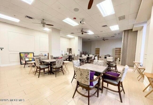 Building Photo - 787 Ocean Ave N