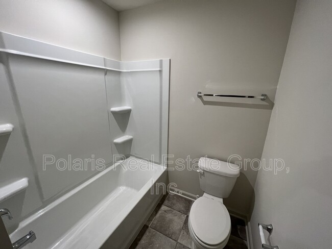 Building Photo - 14250 Tenbury Way