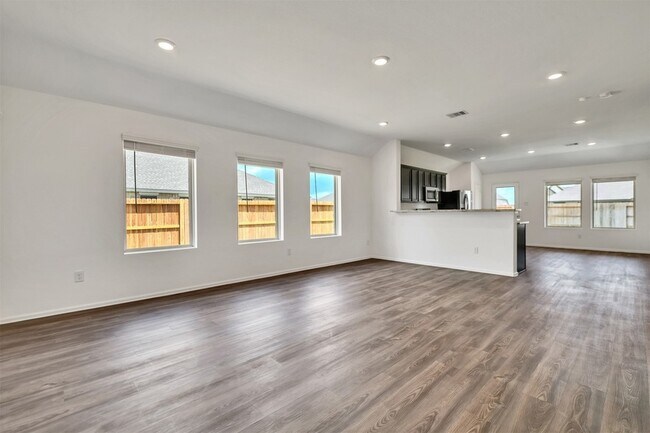 Building Photo - 7303 Keechi Pl