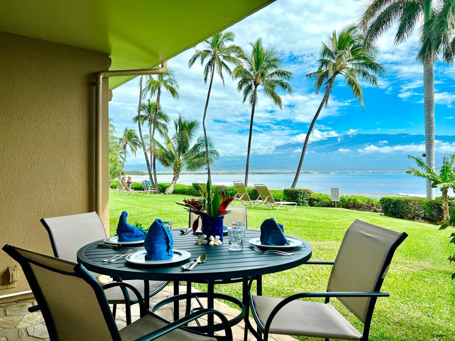 Building Photo - 190 Hauoli St