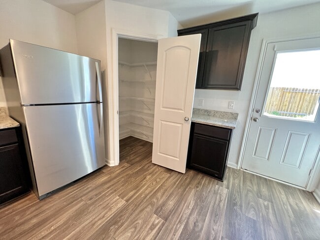 Building Photo - 4130 Trail de Paris