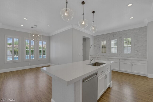 Building Photo - 1629 Saintsbury Dr