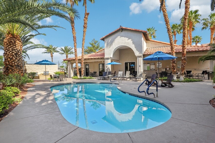 Primary Photo - Court Senior Apartments