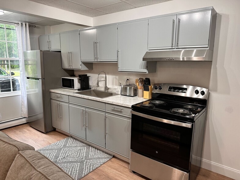 Unit 4 - 312 Union St