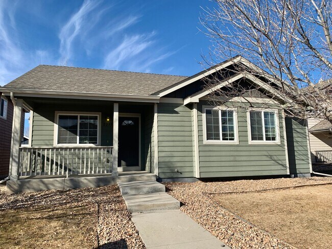 Building Photo - Beautiful 3 Bedroom 2 Bath Ranch-Style Home in West Loveland!