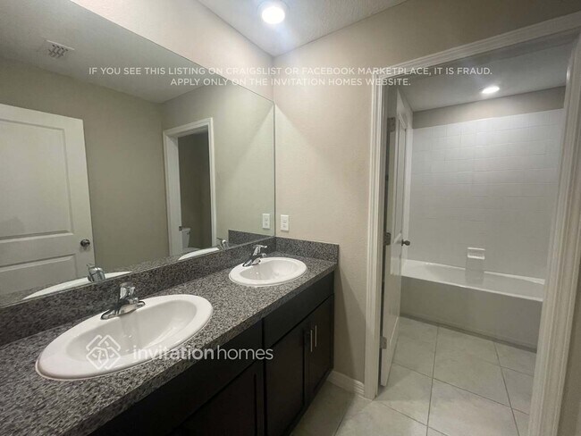 Building Photo - 11175 Riley Pines Cir