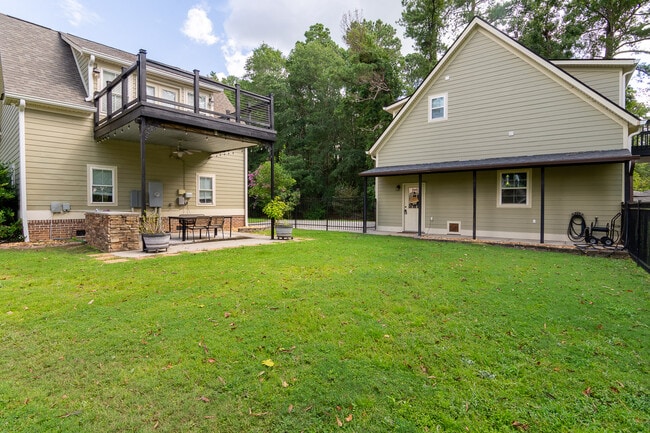 Building Photo - 202 Lagoon Dr