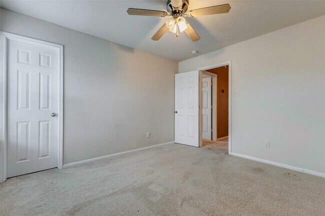 Building Photo - 7638 Alum Ln