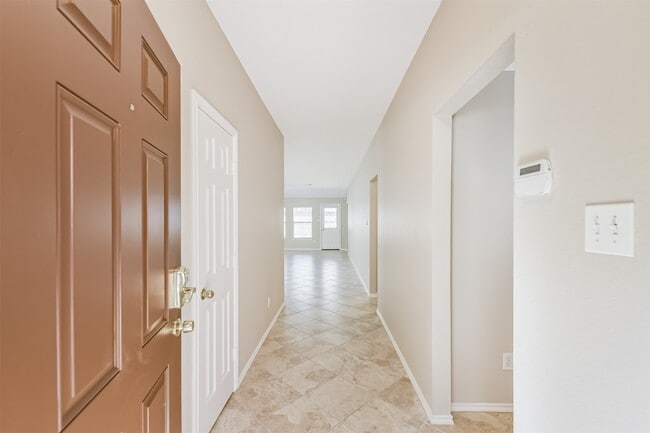 Building Photo - 26845 Iron Manor Ln