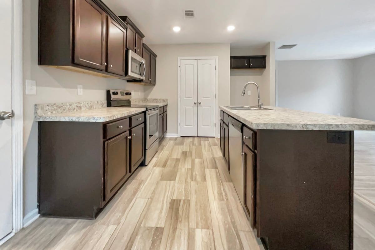 Building Photo - 5618 Wembley Downs Dr