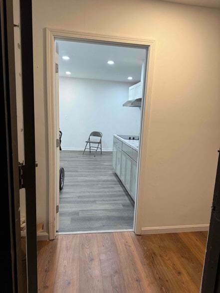 Building Photo - 14756 Delta Ct