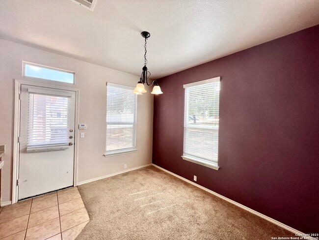 Building Photo - 301B Utterback-