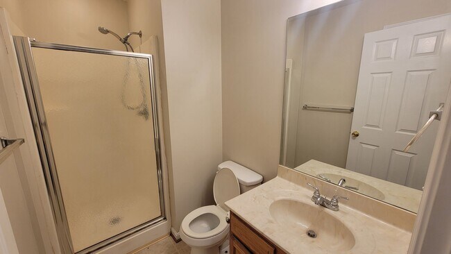 Building Photo - 6205 Serenity Ct