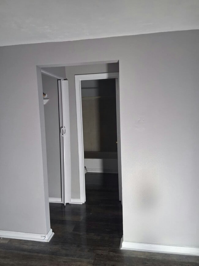 Building Photo - 13540 Superior Ave