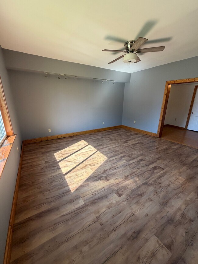 Building Photo - 250 Amelia-Olive Branch Rd