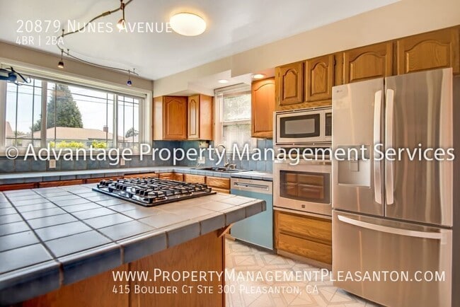 Building Photo - 20879 Nunes Ave