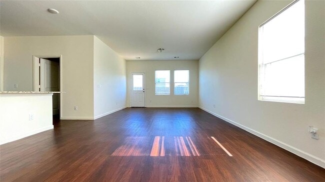 Building Photo - 1005 White Birch Ln