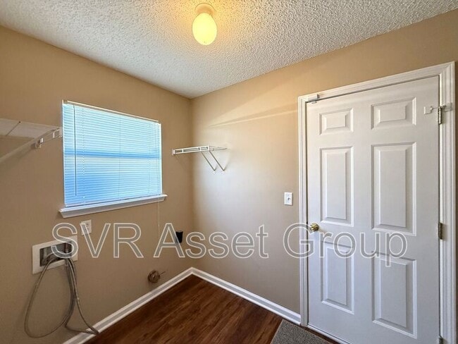 Building Photo - 3343 Burgandy Branch Dr