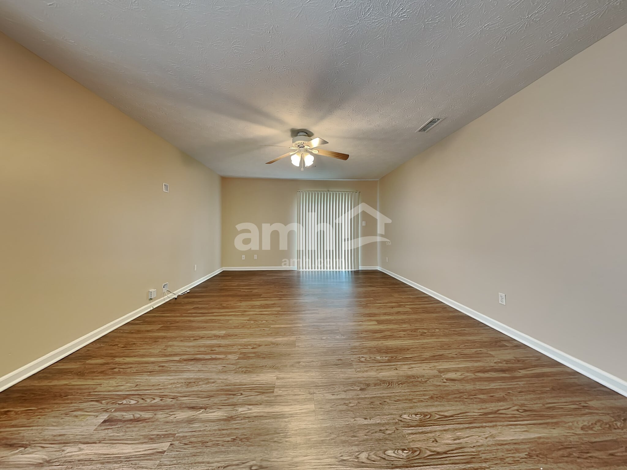 Building Photo - 3416 Montgomery Dr