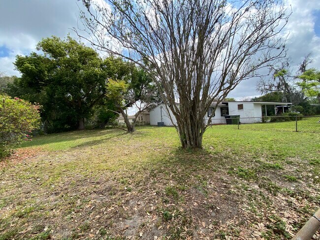 Fenced yard - 133 Clark St