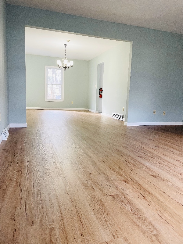 Building Photo - 14 Southbury Rd