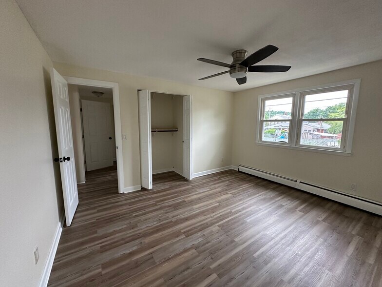 Building Photo - 226 Welton St