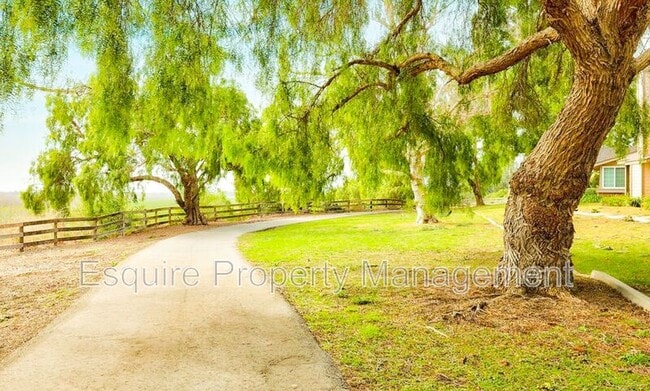 Building Photo - 1887 Montgomery Ave
