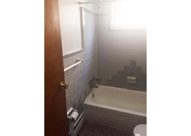 Building Photo - 507 Lowell Ave