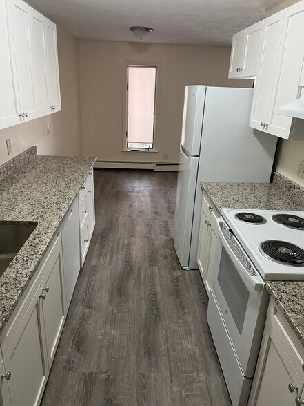 Building Photo - 2 Norton Ave