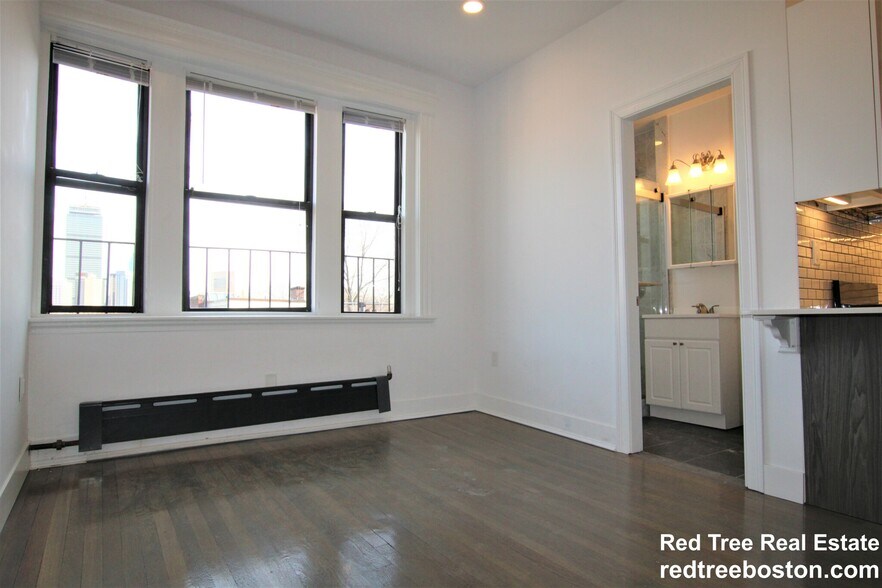 Building Photo - 11 Queensberry St