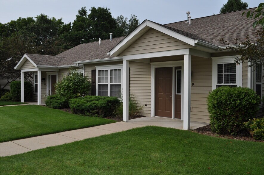 Building Photo - 329 Heritage Ln