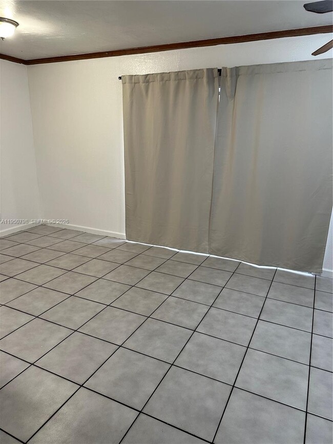 Building Photo - 6636 SW 41st St