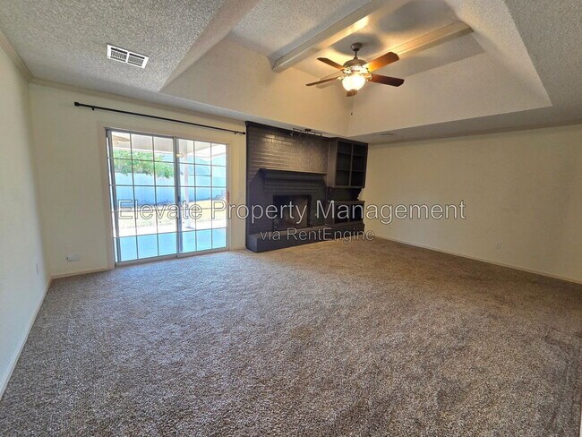 Building Photo - 1204 SW 128th St