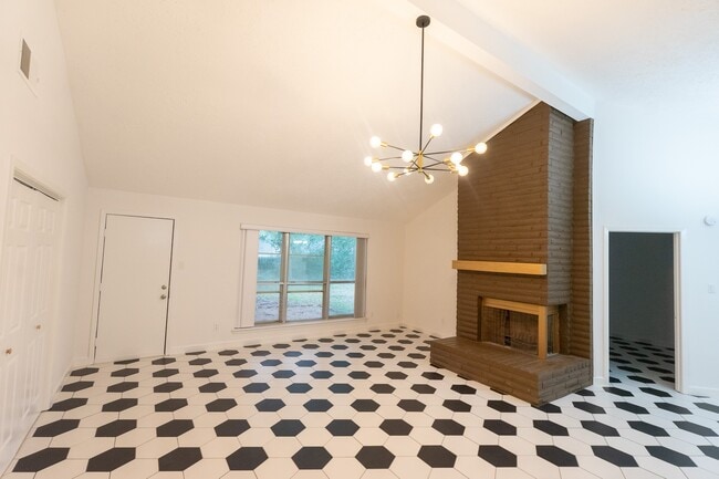 Building Photo - 1314 Frontier Ln