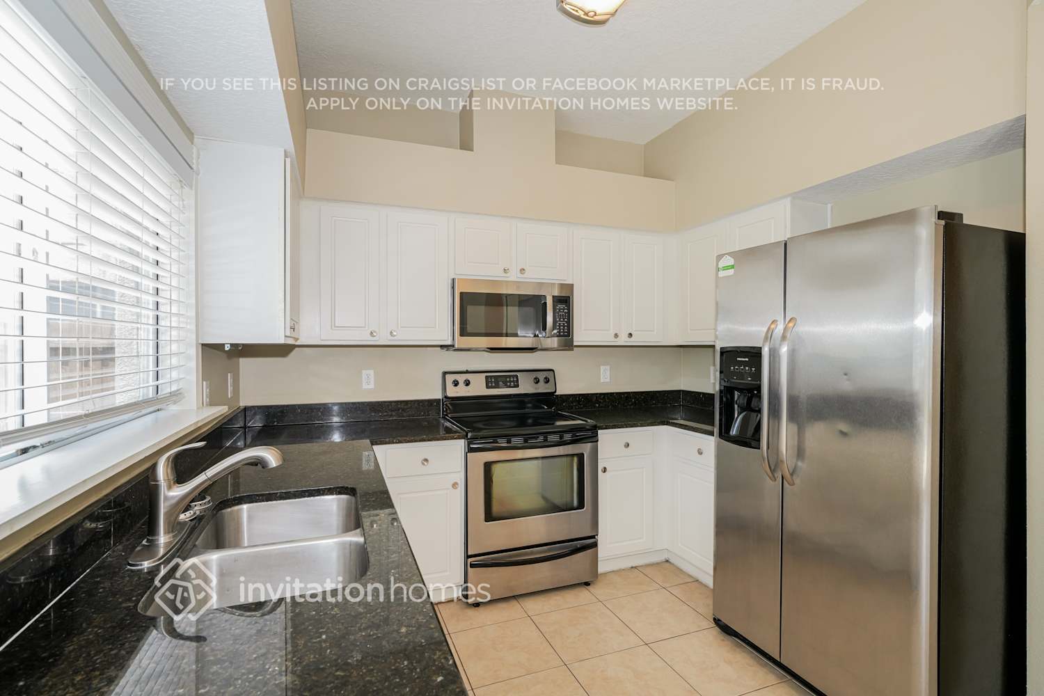 Building Photo - 25420 Geddy Dr