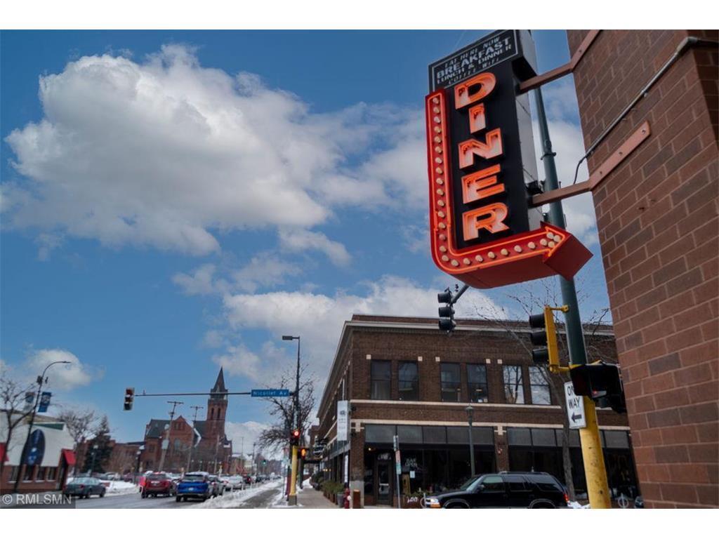 Building Photo - 2532 1st Ave S