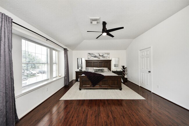 Building Photo - 9107 S Ferndale Pl Dr