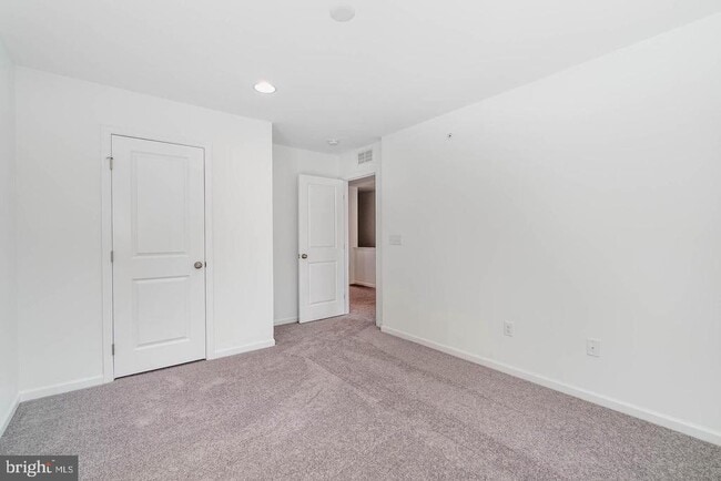 Building Photo - 3252 Mateer Ln