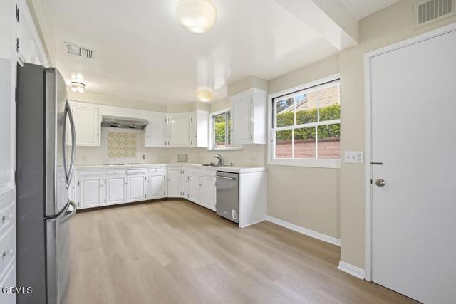 Building Photo - 568 Los Arboles Ln