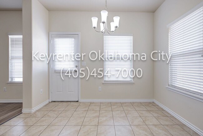 Building Photo - Stunning 5BD, 2 1/2 BTH Home Seconds away from John Kilpatrick Turnpike in YUKON!