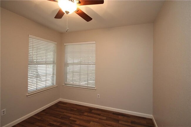 Building Photo - 13001 Steeple-Chase Dr