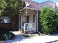 Building Photo - 27 Chiswick Dr