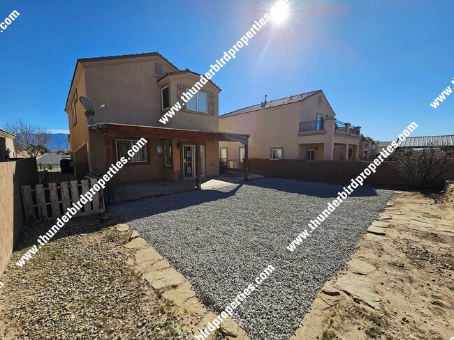 Building Photo - 4 Bedroom - 2.5 Bathroom - 2 car garage