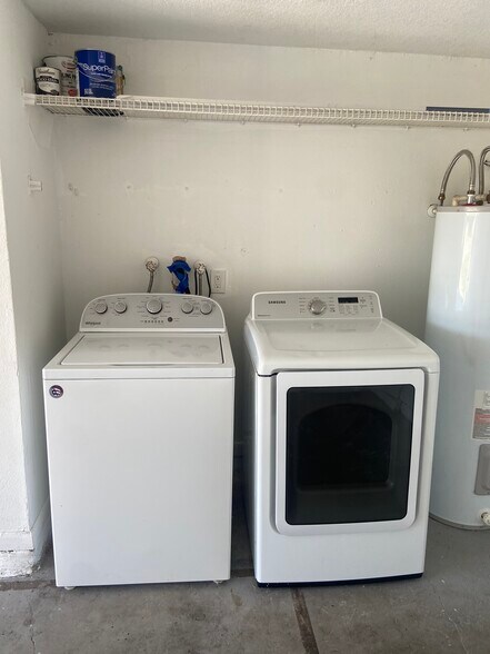 Building Photo - 5109 Burnside Ct