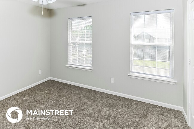 Building Photo - 4891 Top Notch Loop