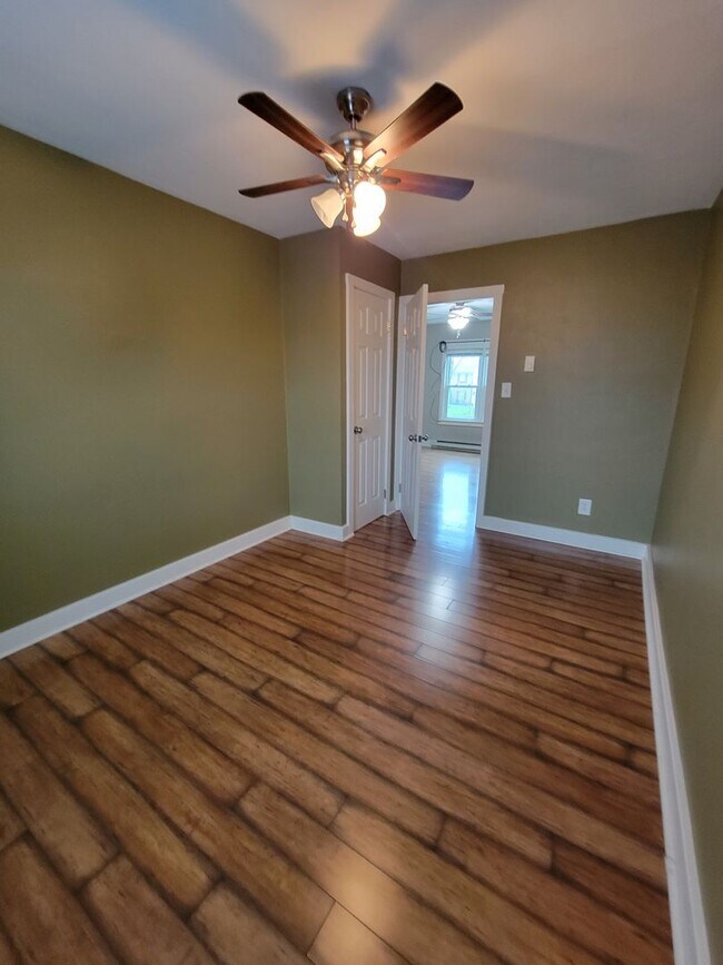 Building Photo - 5176-5178 Greenvillage Road