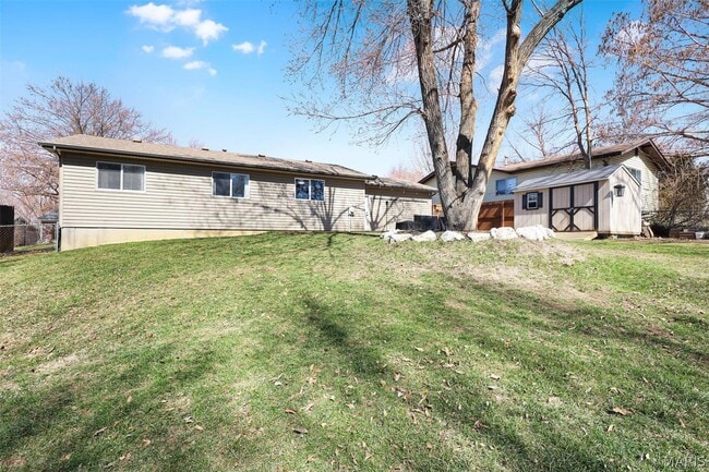 Building Photo - 145 Barkwood Trails Dr